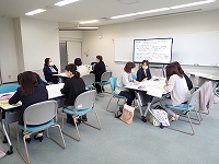 協議「保健主事としての取組について」の様子